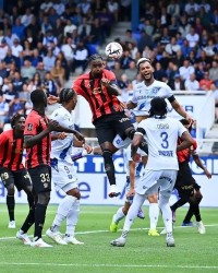 欧塞尔2-1里尔＋斩获2连胜＋近7轮狂揽12分＋保级形势依然不乐观