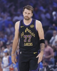 痛失关键先生！东契奇伤情更新后 湖人夺冠概率跌至2%
